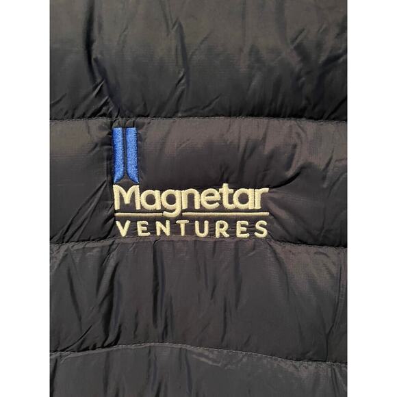 STIO × Magnetar Ventures Hooded Down Vest XL NWT Employee Exclusive RARE - Picture 8 of 12